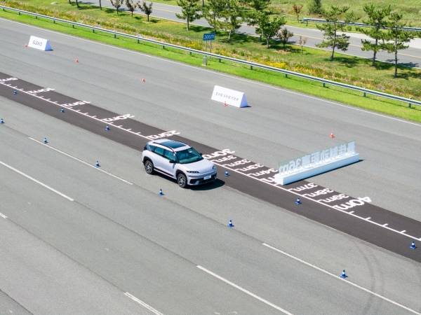 從煙臺到全球:北京現代 ELEXIO 用硬核實力重塑新能源安全格局