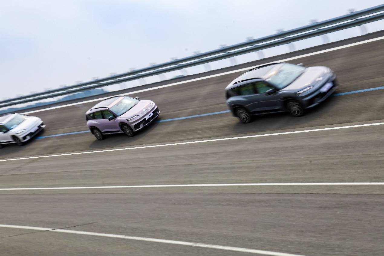 從煙臺到全球:北京現代 ELEXIO 用硬核實力重塑新能源安全格局