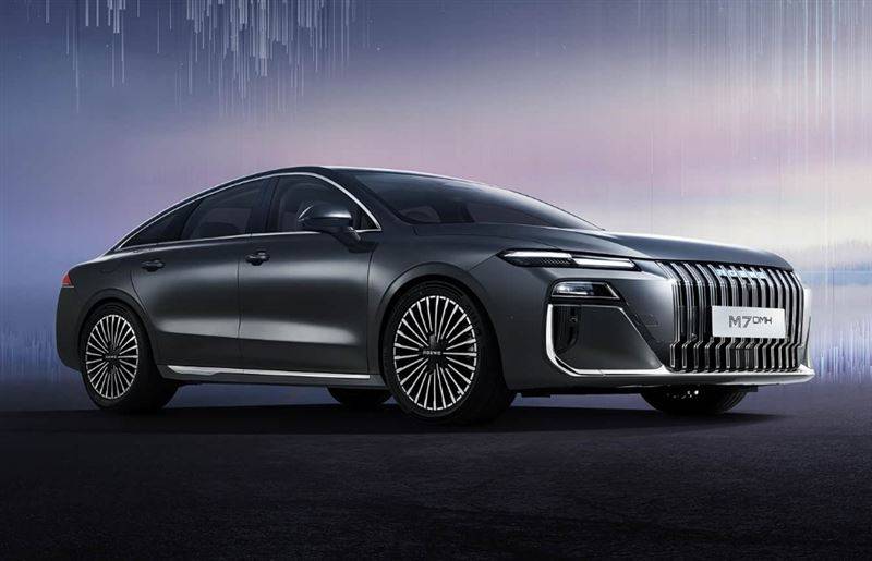 設計躍升重新定義產品,榮威M7 DMH盡顯豪華風范