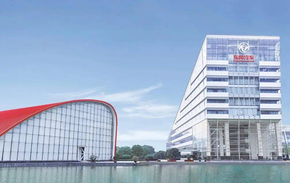 “五指發(fā)力”達(dá)成20.5萬輛,東風(fēng)握拳出手了