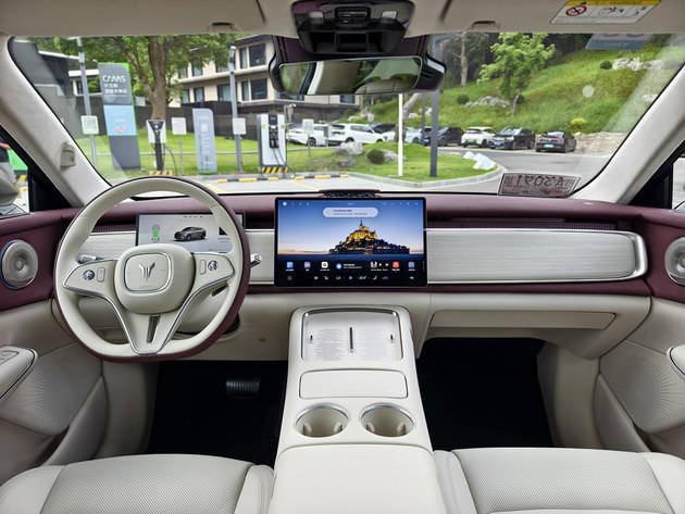 華為智駕 年輕人首選 試駕全新嵐圖知音