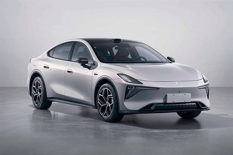 深藍(lán)L06首搭3nm座艙芯片,全新啟源Q05定位全球純電小型SUV