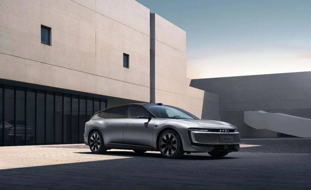 沒有“四個圈”的奧迪實力如何?奧迪E5 Sportback對比小米SU7驗成色