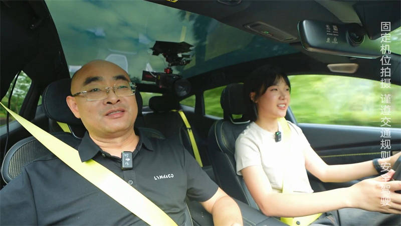 領克10EM-P的AI電混有何獨到之處?實測結果出人意料