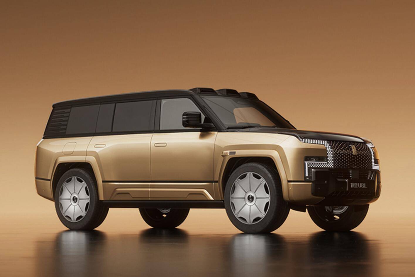 國產高端拼了 成都車展四款“大塊頭”新車來襲 2026款紅旗國耀領銜