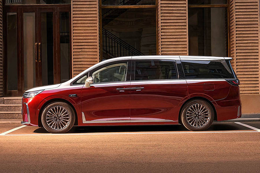 32.99萬元起/升級800V+大電池 2026款嵐圖夢想家正式上市